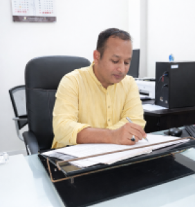 Dr. Malik Raihan Ahmed
