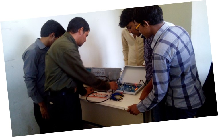Electronics Communication Engg Lab Photos: Polytechnic Bengaluru