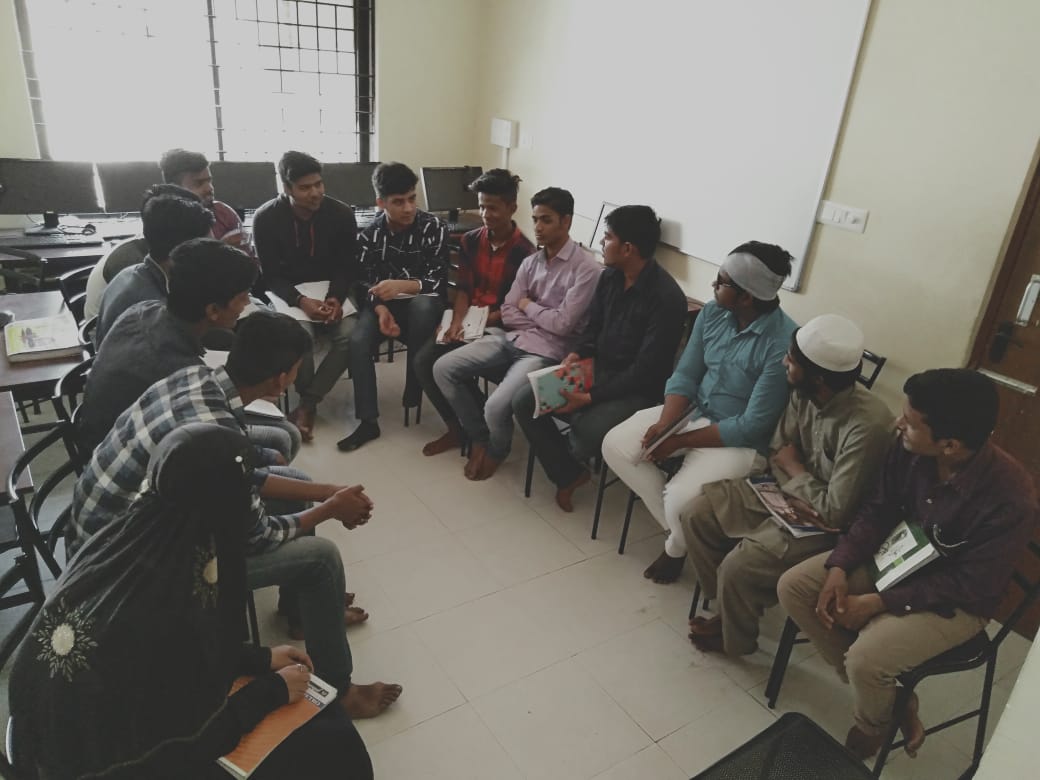 English Lab Photos: Polytechnic Bengaluru