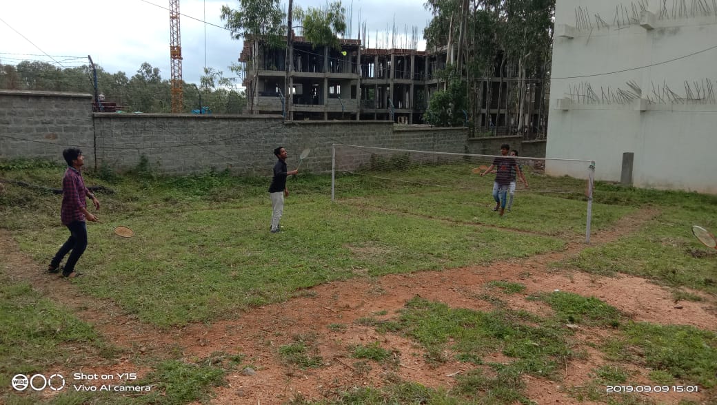Badminton