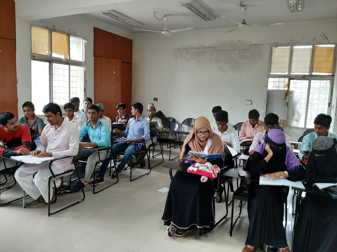 Classrooms Photos: Polytechnic Bengaluru