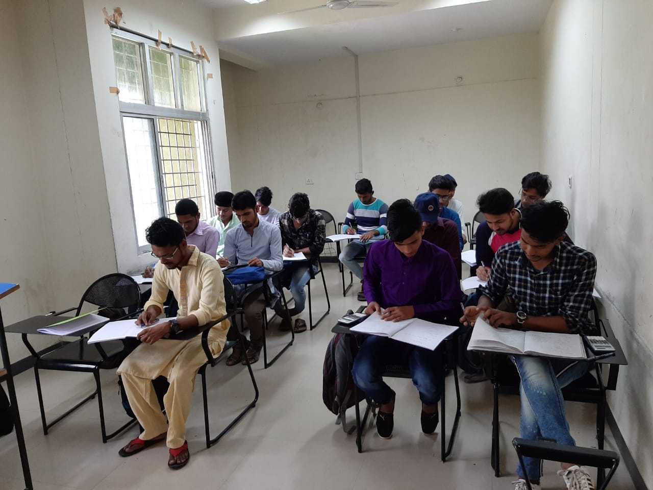 Classrooms Photos: Polytechnic Bengaluru