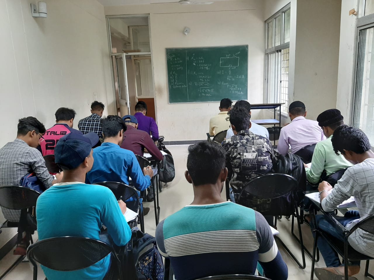 Classrooms Photos: Polytechnic Bengaluru