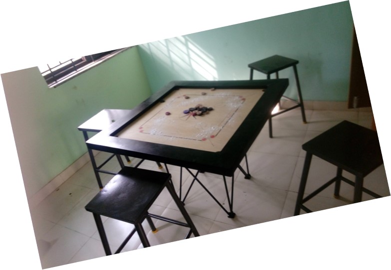 Caroms