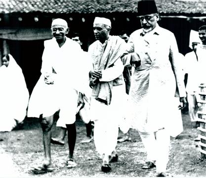 Mahatma Gandhi, Shri Jawaharlal Nehru and Maulana Abul Kalam Azad, in an old photograph.