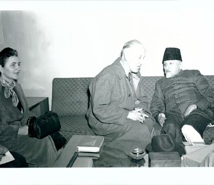 Maulana Abul Kalam Azad, Union Minister for Education and Scientific Research, in conversation with the Mr. Mallador Laxness, an Icelandic Writer and a Nobal Prize Laureate, when the he called on the Minister, in New Delhi on January, 25.