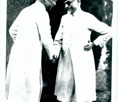 Picture of Maulana Abul Kalam Azad and Shri Sarvapalli Radhakrishnan