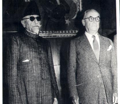 Azad with a foreign dignitary