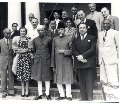Azad, Nehru, Indira with a foreign delegation