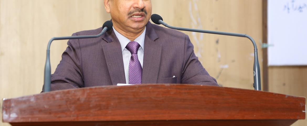 Dias Aqeel Ahmad: Dr. Aquil Ahmad addressing the inaugural session. (L-R) Prof. Siddiqui Mohammed Mahmood, Prof. Fatima Begum and Prof. M. Abdul Sami Siddiqui